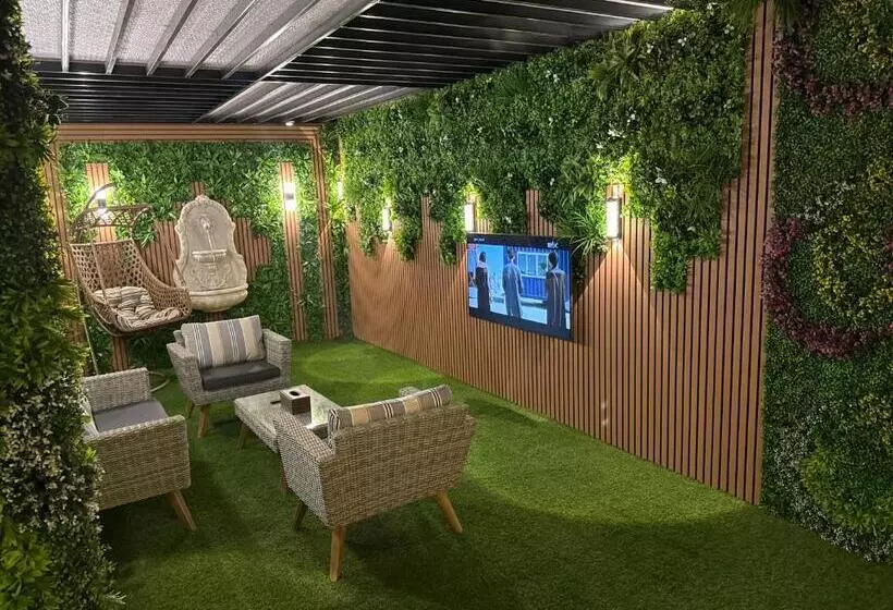 Hotelli Green 5iew Villa