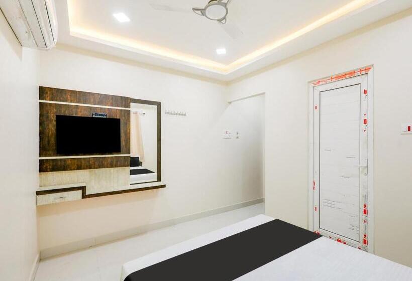 Hotel Collection O Vijay Residency