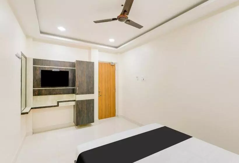 Hotelli Collection O Vijay Residency