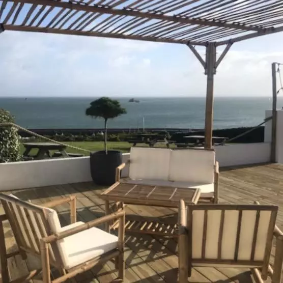 Hotelli Hôtel Restaurant Des Iles