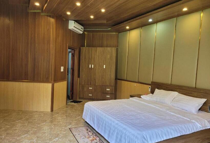 هتل Khu Nghỉ Dưỡng Good Time