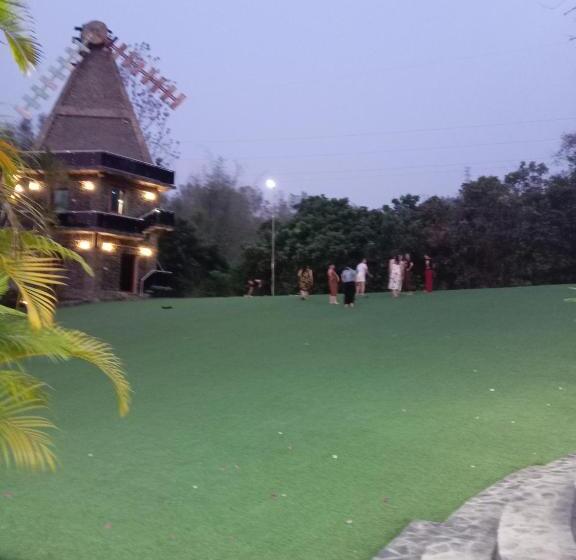 هتل Khu Nghỉ Dưỡng Good Time