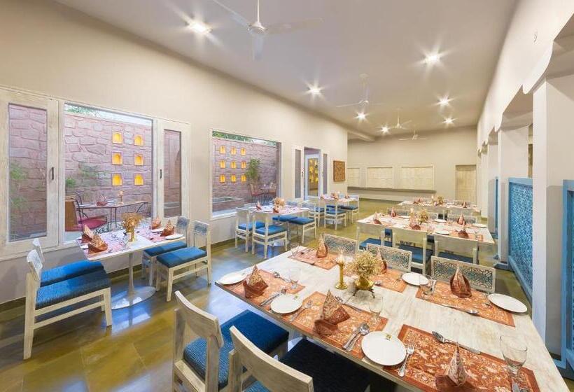 בית מלון כפרי Manvār Shergarh, The Desert Resort