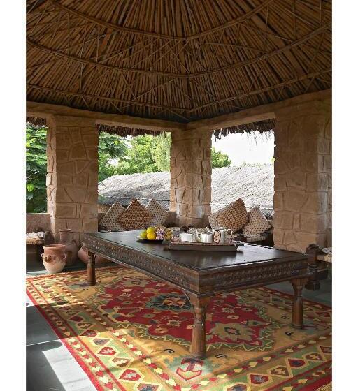 בית מלון כפרי Manvār Shergarh, The Desert Resort