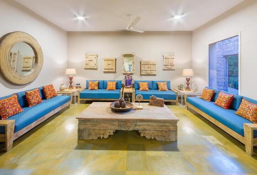 בית מלון כפרי Manvār Shergarh, The Desert Resort