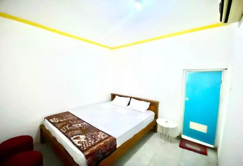 Hotelli Oyo 93817 Vera Guesthouse