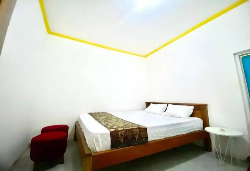 Hotelli Oyo 93817 Vera Guesthouse