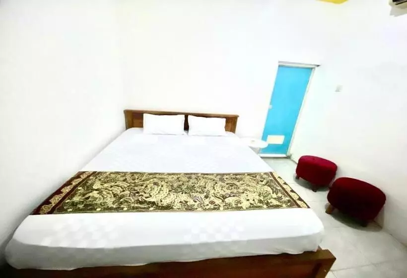 Hotelli Oyo 93817 Vera Guesthouse