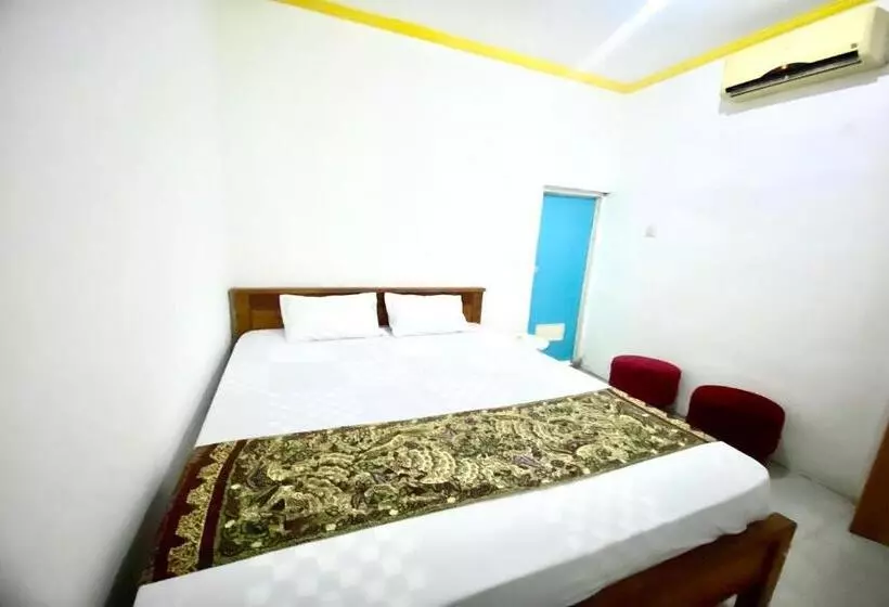 Hotelli Oyo 93817 Vera Guesthouse