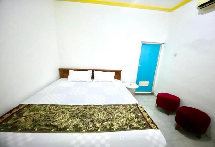 Otel Oyo 93817 Vera Guesthouse