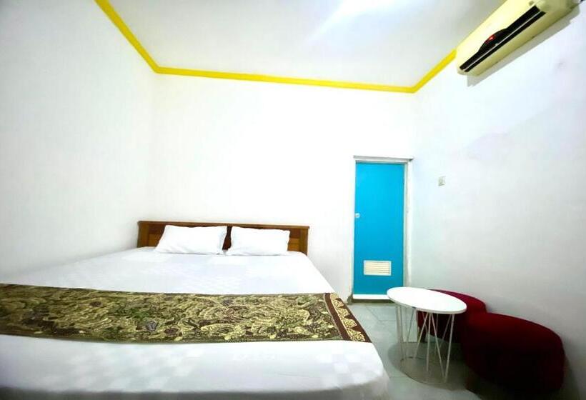 Otel Oyo 93817 Vera Guesthouse