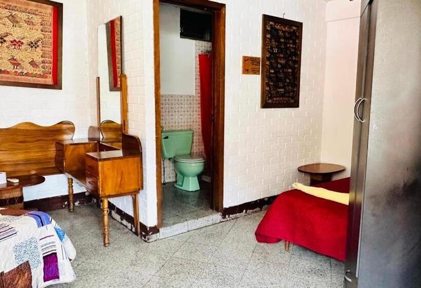 هتل Royal Palace Hostal