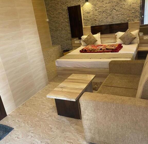 Hotel Senapati Residency