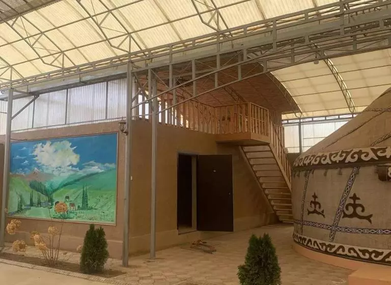 پانسیون Amirhan Guest House