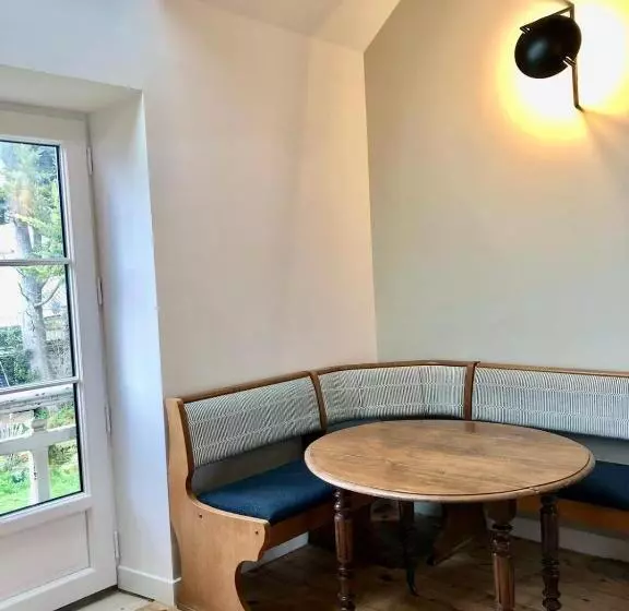 Majatalo La Mini Maison Des Bords De Seine