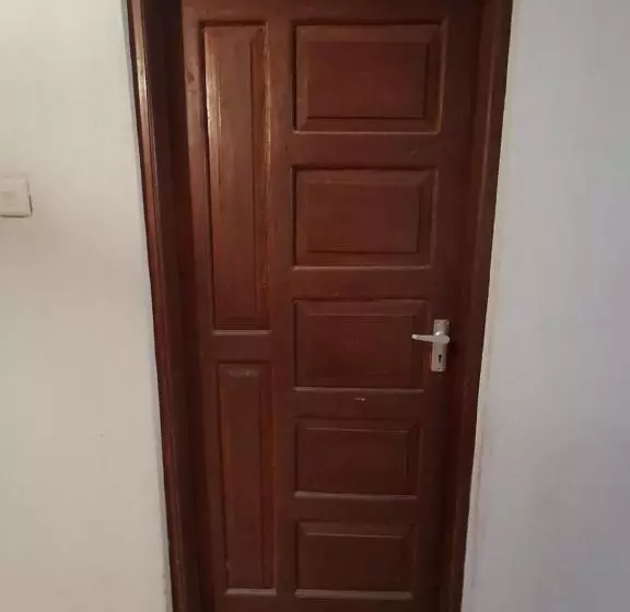 پانسیون Roof Top Private House