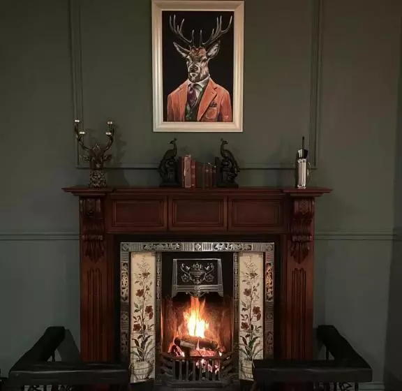 Aamiaismajoitus (B&B) Carnbore House Bnb