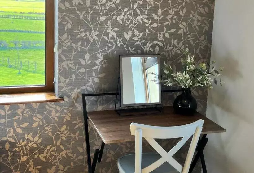 Aamiaismajoitus (B&B) Carnbore House Bnb