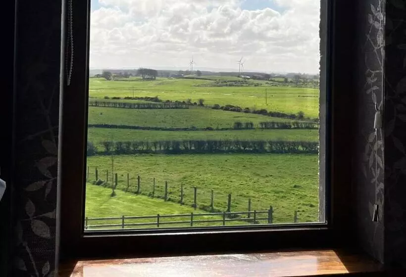 Aamiaismajoitus (B&B) Carnbore House Bnb