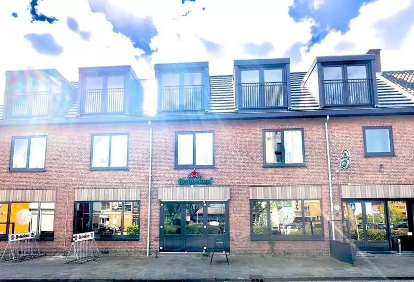 Aamiaismajoitus (B&B) Eetcafé Punt