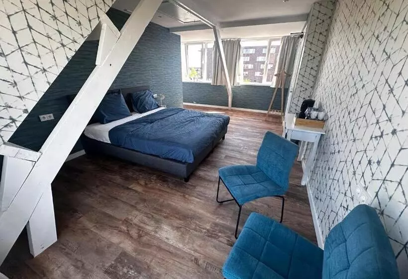 Aamiaismajoitus (B&B) Eetcafé Punt