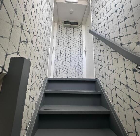 Bed and Breakfast Eetcafé Punt