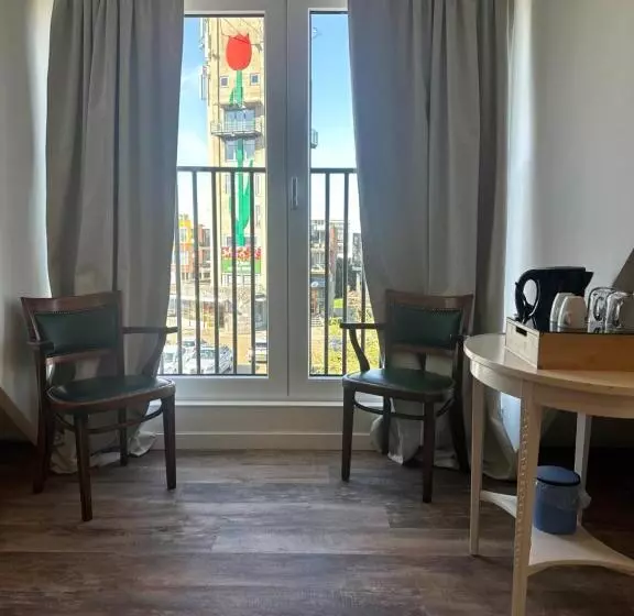 Aamiaismajoitus (B&B) Eetcafé Punt