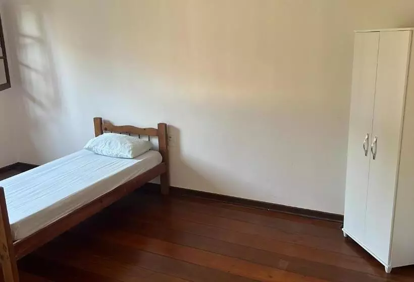 تختخواب و صبحانه Hostel Do Cabral