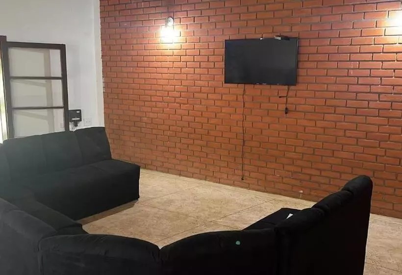 تختخواب و صبحانه Hostel Do Cabral