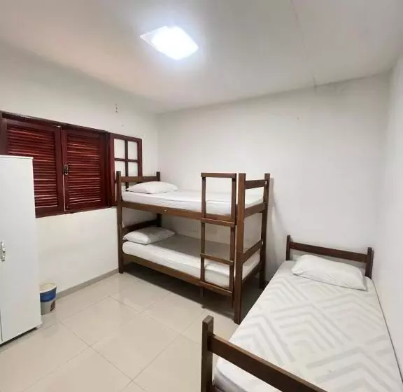 تختخواب و صبحانه Hostel Do Cabral