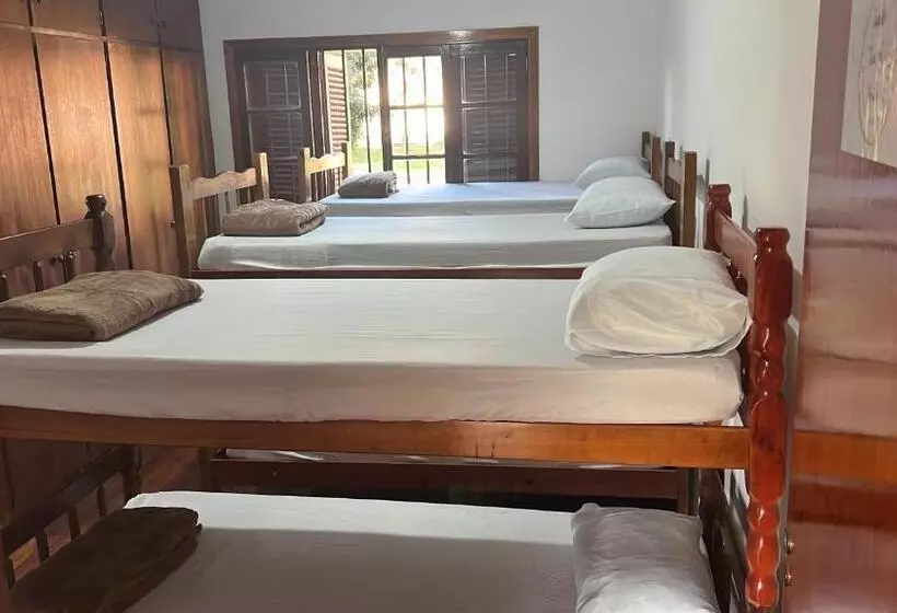 تختخواب و صبحانه Hostel Do Cabral