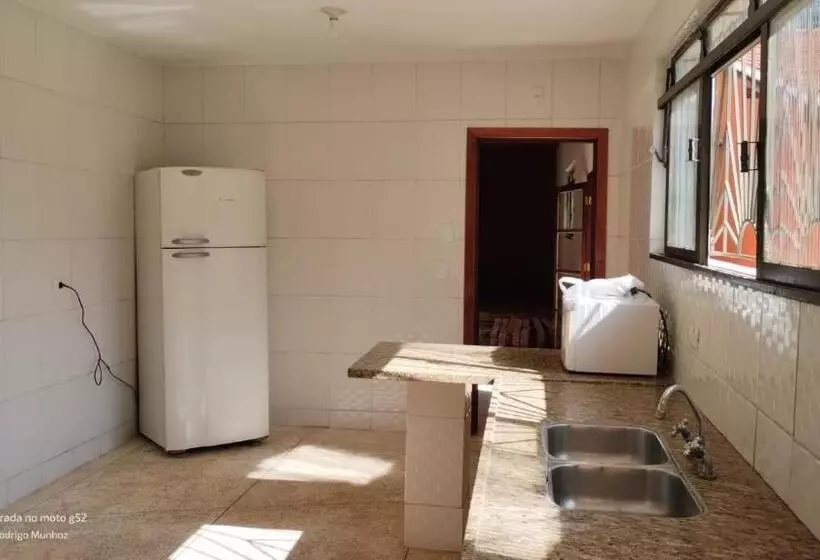 تختخواب و صبحانه Hostel Do Cabral