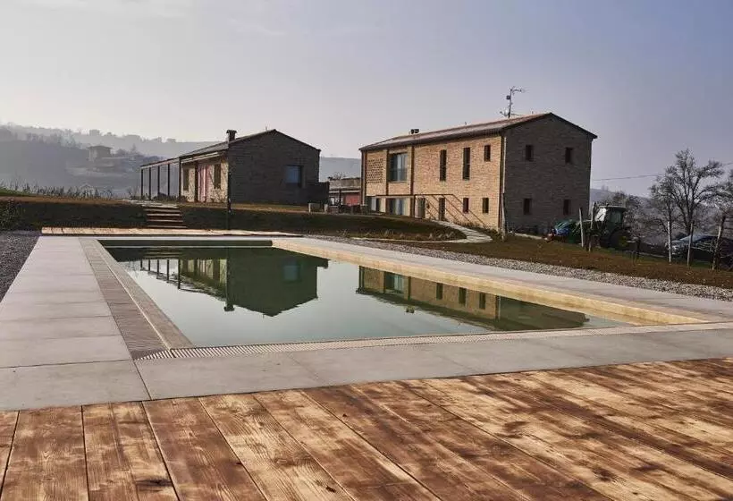 Hotelli Agriturismo Prato Del Re