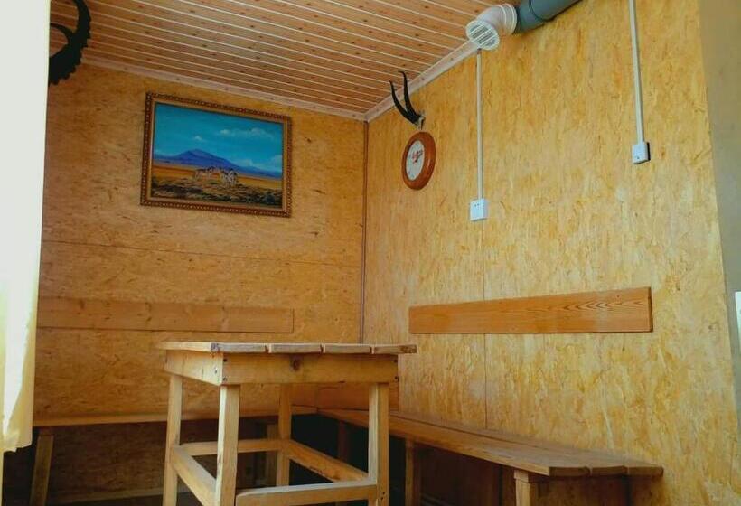 پانسیون Majestic Gobi