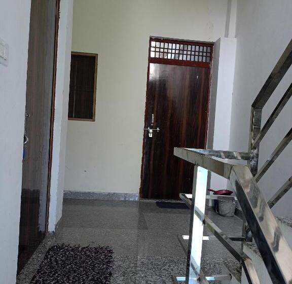 膳宿费 Radharani Seva Yatra