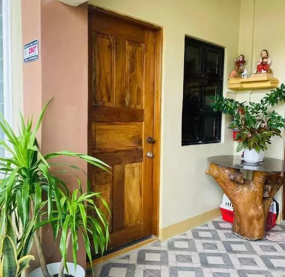ペンション Cozy 1br Unit With Full Bathroom,kitchen, Wifi At Sonia S Island Stay