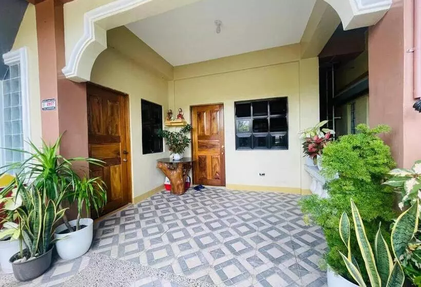 ペンション Cozy 1br Unit With Full Bathroom,kitchen, Wifi At Sonia S Island Stay