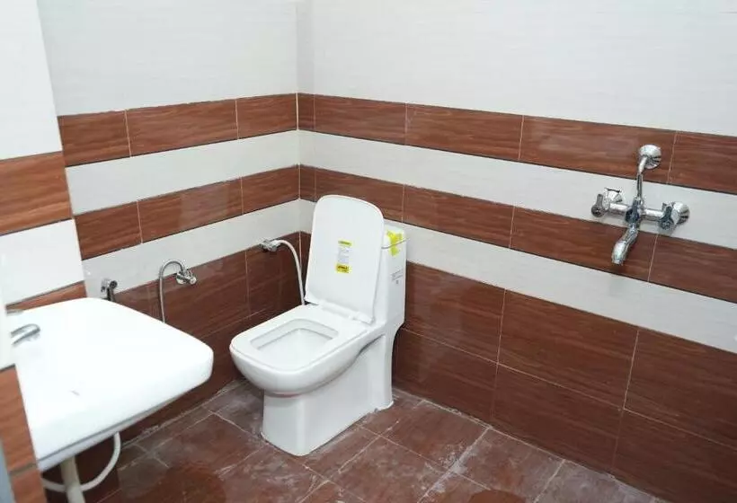 Priyanka Hotel & Restaurant Khatushyam Ji