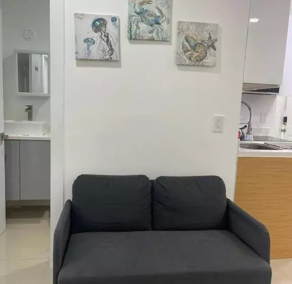 هاستل 103 Miami Shared Rooms For Men Central Comfortable, Affordable