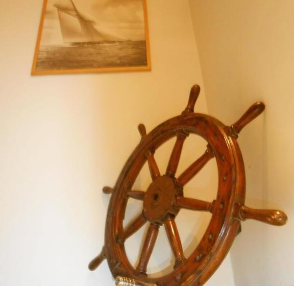 تختخواب و صبحانه Casa Del Capitano Suite