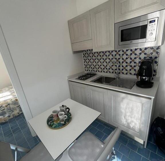 تختخواب و صبحانه Suite 21 Ercolano