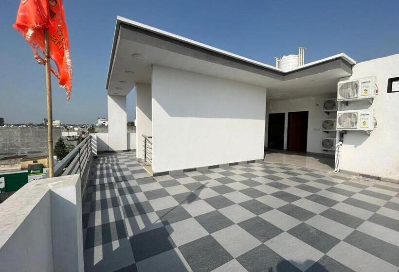 هتل The Grand Regency    Luxury Rooms Stay    Family, Couples, Corporate Special