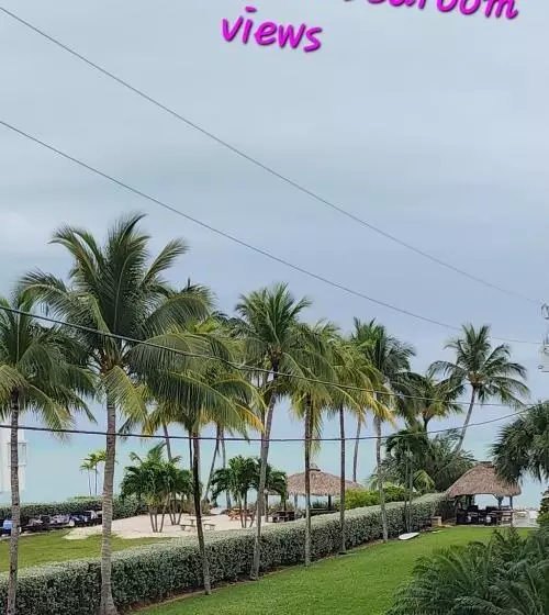 Paradise Awaits You At Key Colony Beach