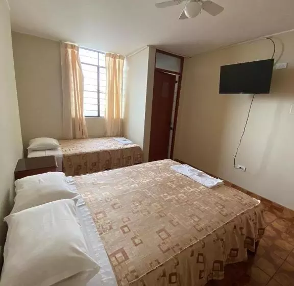 پانسیون Hostal La Sirena