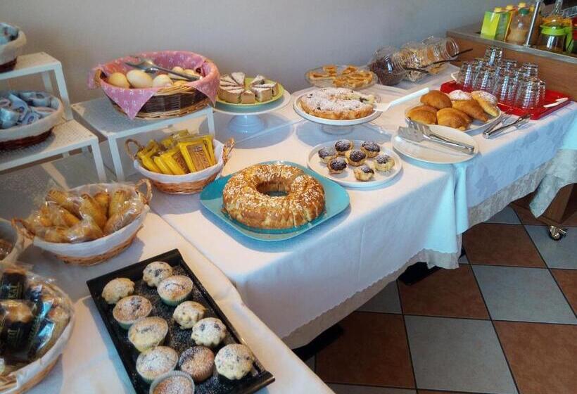 تختخواب و صبحانه Villa Chiara