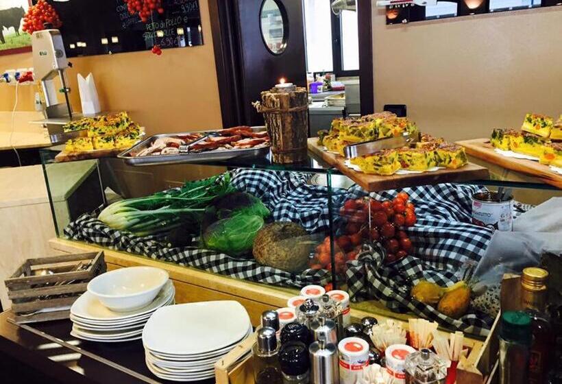 ホテル Albergo Delle Industrie