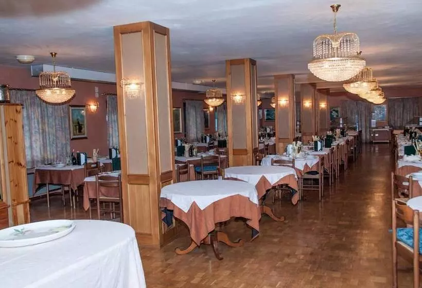 ホテル Albergo Monteverde
