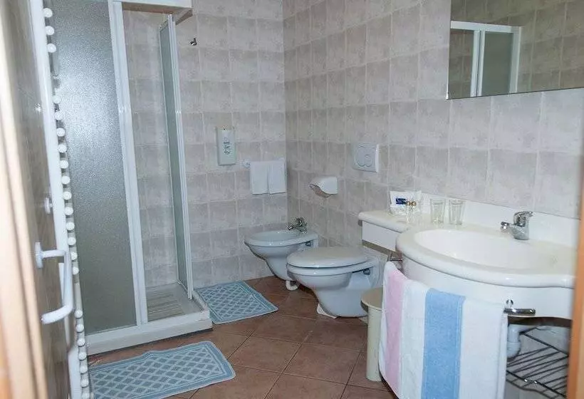 ホテル Albergo Monteverde