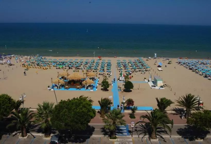 هتل Costa Verde