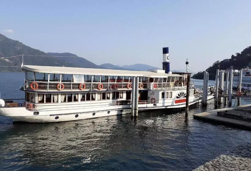 ホテル Del Fiume
